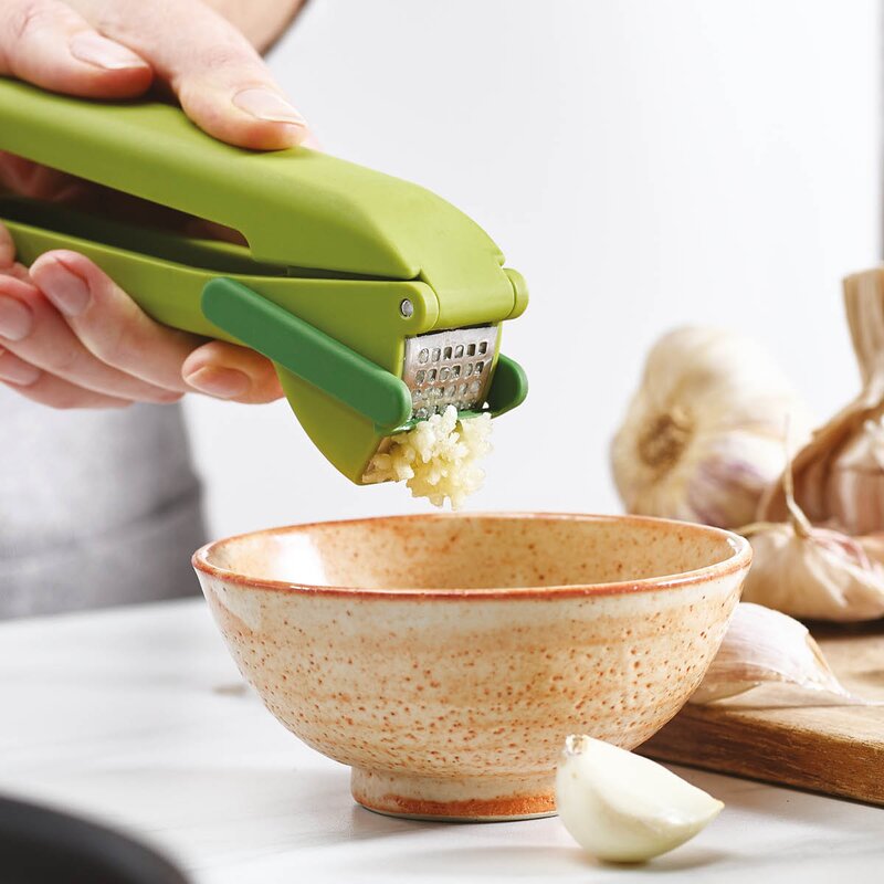 Joseph Joseph CleanForce hvitløkspresse 6 cm grønn