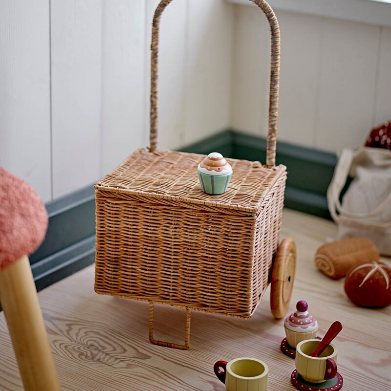 Bloomingville MINI Bette tesett til barn 9 deler tre