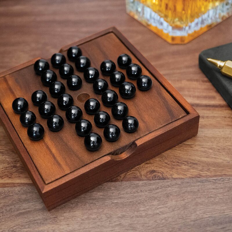 Iron & Glory Solitaire 14x14 cm tre