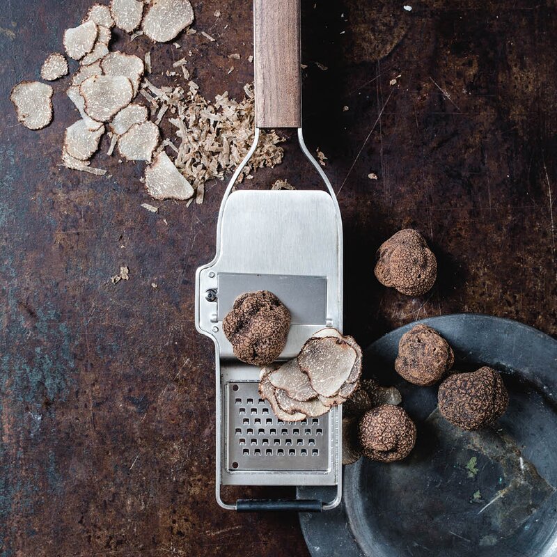 Microplane Master rivjern trøffel 2-i-1 valnøtt