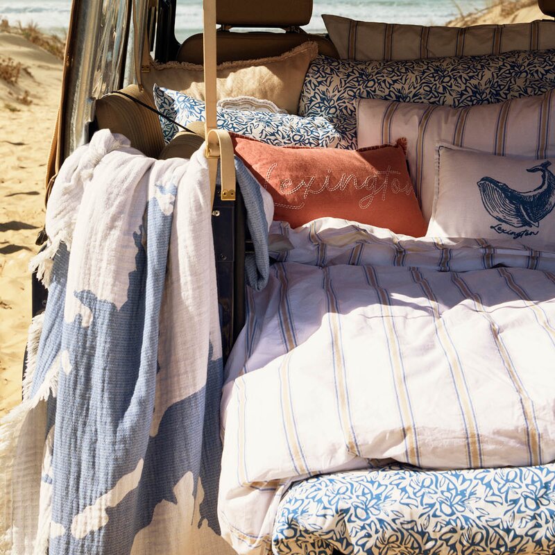 Lexington Sengesett 200x140 cm sateng blomstrete blå/hvit