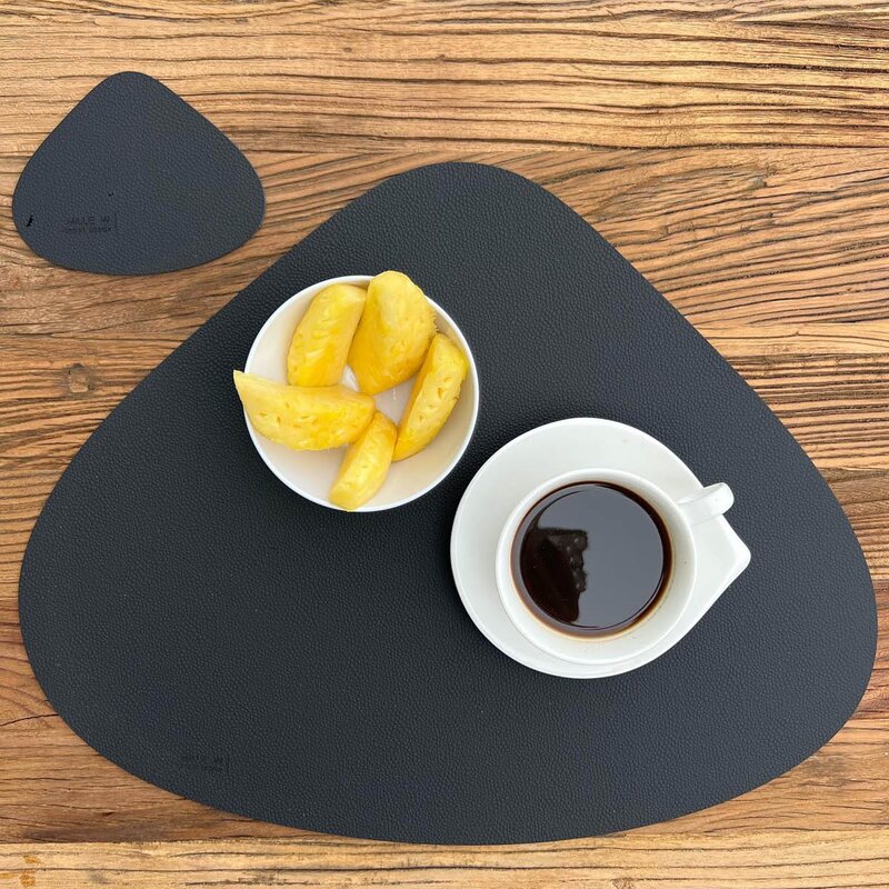 MiLLE W NORDISK DESIGN Sea Shell bordbrikke 47x37 cm svart