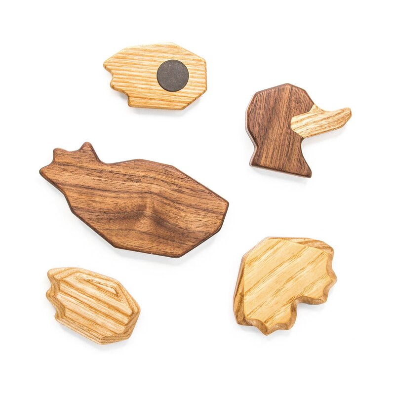 FableWood And trefigur 11 cm valnøtt/ask