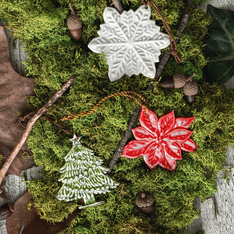 Bordallo Pinheiro Juleornament juletre 9 cm grønn