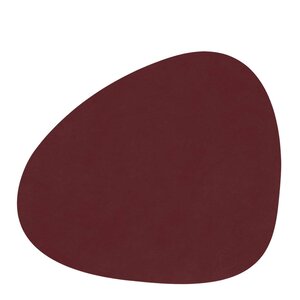 LIND DNA Nupo Curve bordbrikke 37x44 cm Burgundy