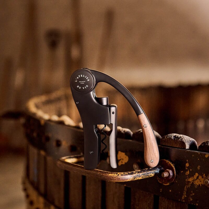 L´Atelier du Vin Oeno motion gavesett med korketrekker svart/valnøtt