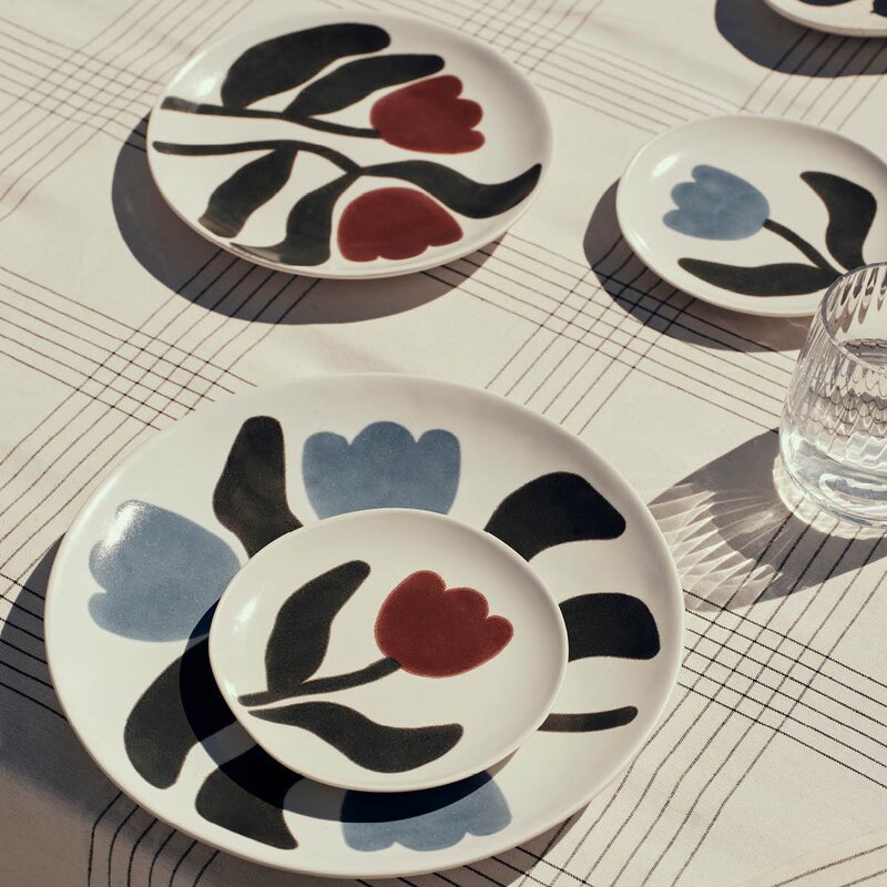 Broste Copenhagen Dora tallerken 26 cm Mocha Bisque/Agave Green