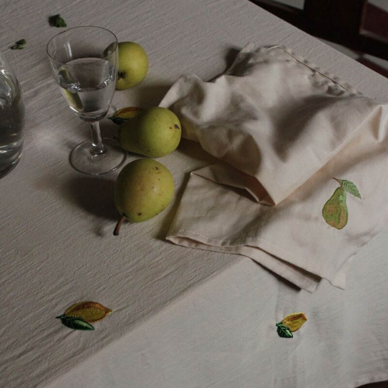 Midnatt Lemon bordduk 250x145 cm beige/gul