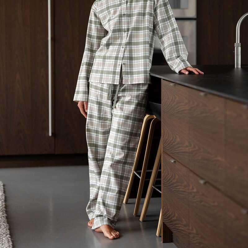 Høie Gabriel flanell pyjamas dame str L dempet grønn