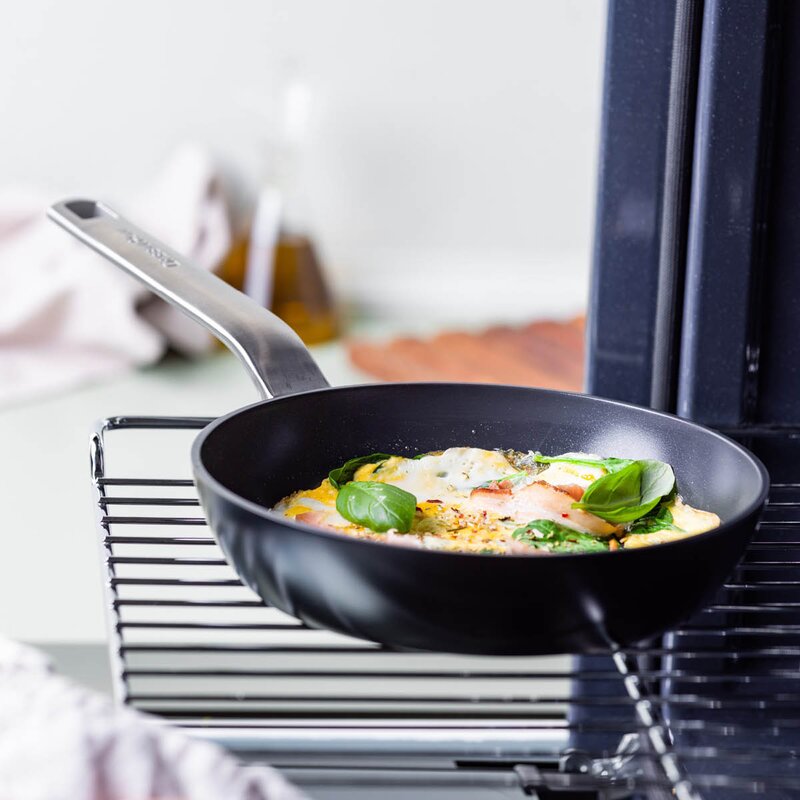 GreenPan Evolution keramisk stekepanne 28 cm svart