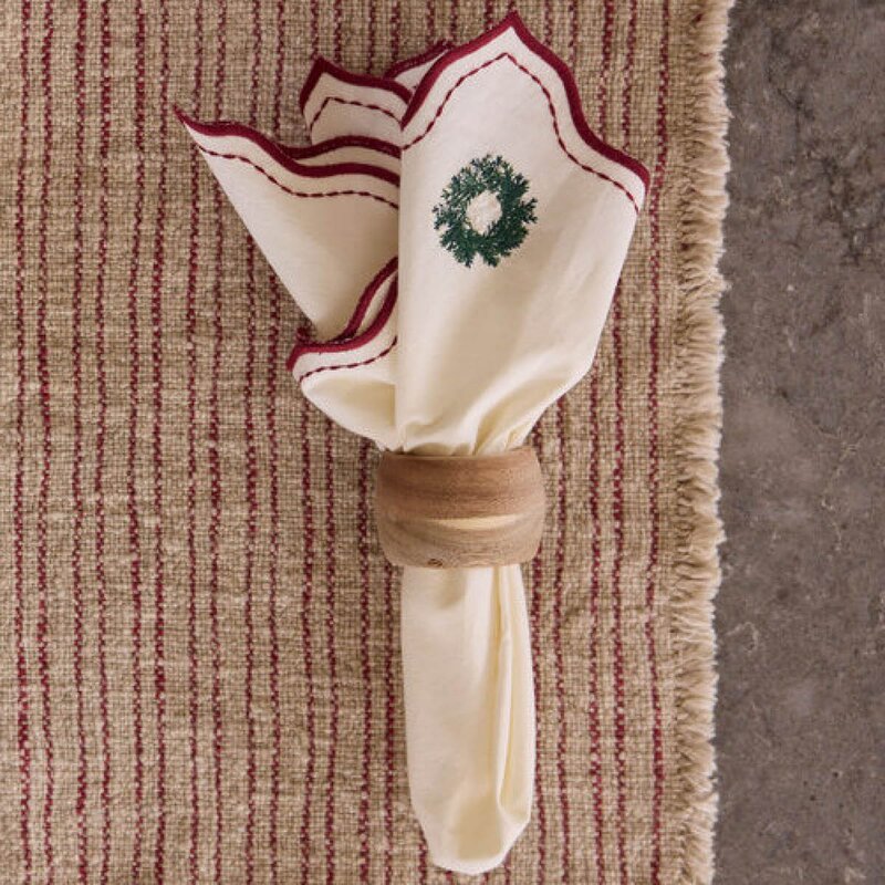 Holmen Elina serviett 45x45 cm hvit m/broderi