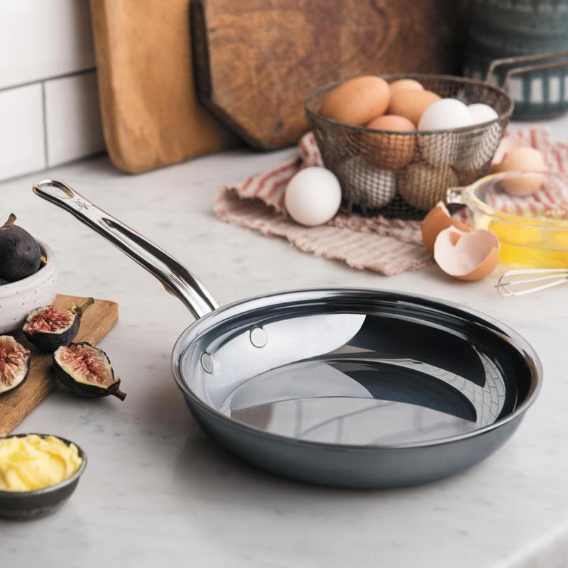 Hestan Nanobond stekpanne 22 cm stål