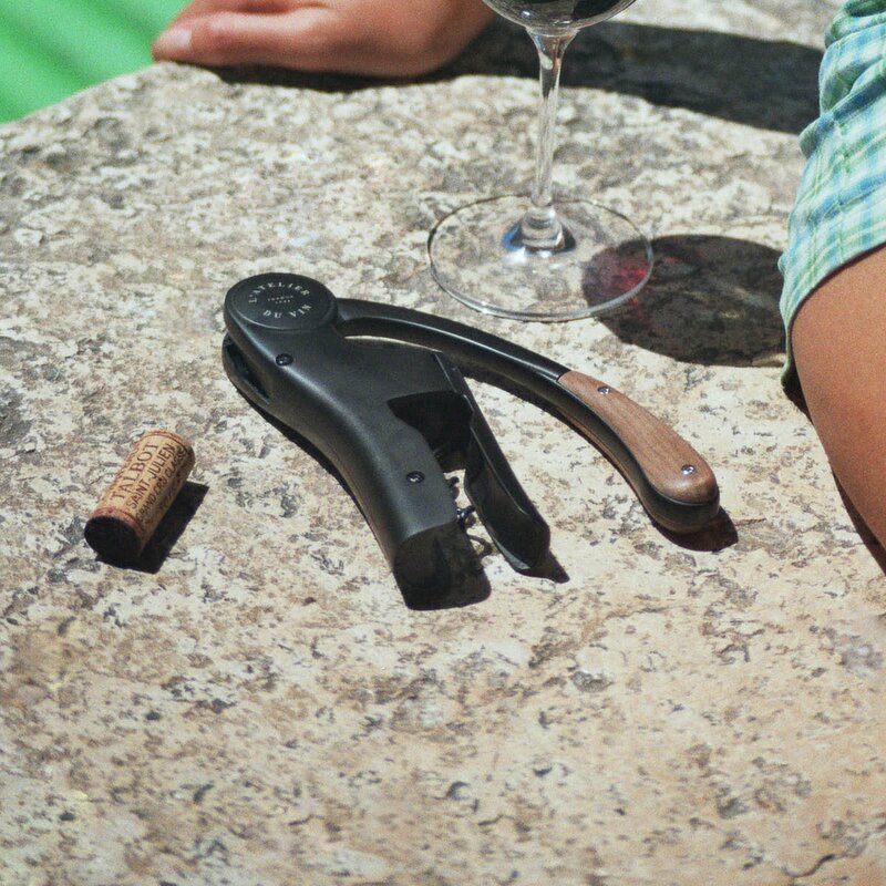 L´Atelier du Vin Oeno motion gavesett med korketrekker svart/valnøtt