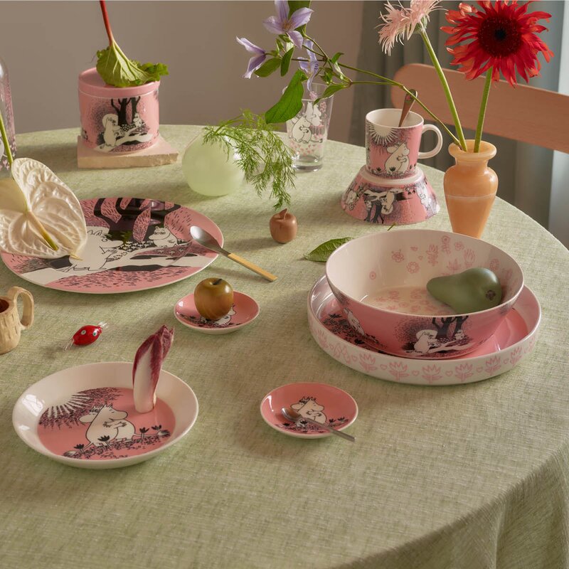 MoominArabia Mummi serveringsskål 23cm Kjærlighet rosa 30 år