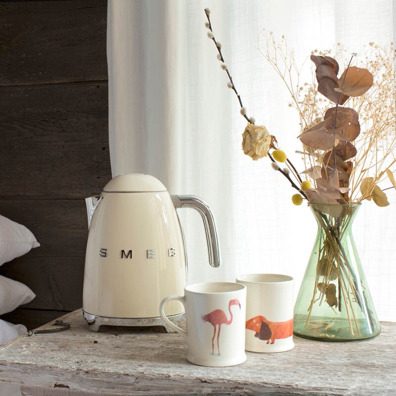 SMEG Vannkoker KLF03 1,7L krem