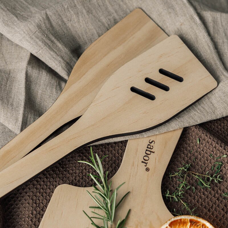 Sabor Trevig stekespade med hull 30 cm accoya