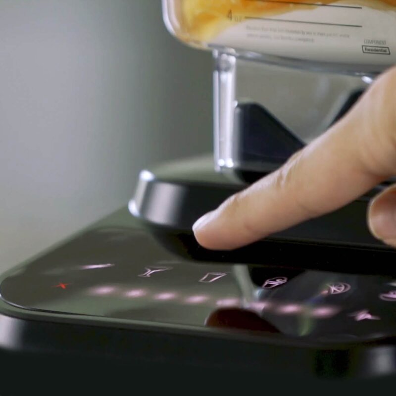 Blendtec Designer Blender 650 1560W 2,66L svart