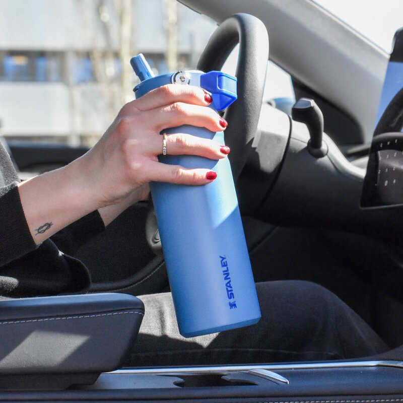 Stanley IceFlow Flip Straw 2.0 termoflaske 0,7L blue sky