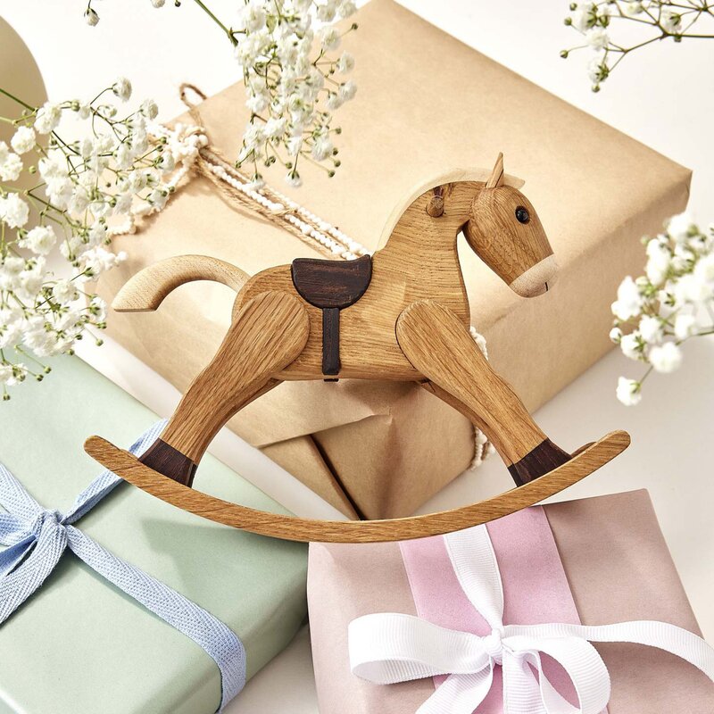 Spring Copenhagen The Rocking Horse trefigur gyngehesten 13,5 cm