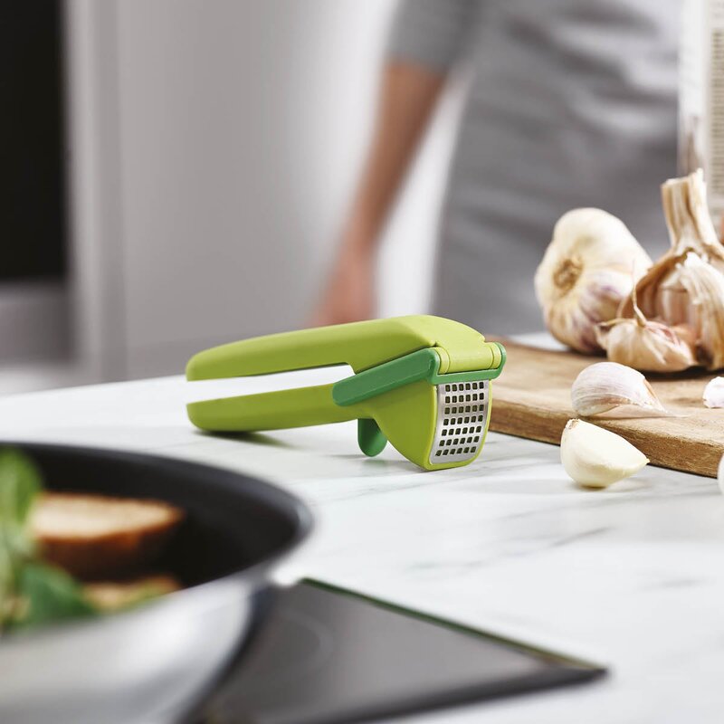 Joseph Joseph CleanForce hvitløkspresse 6 cm grønn