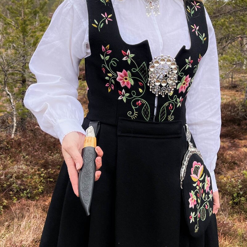 Brusletto Renessanse bunadskniv 19 cm masurbjørk
