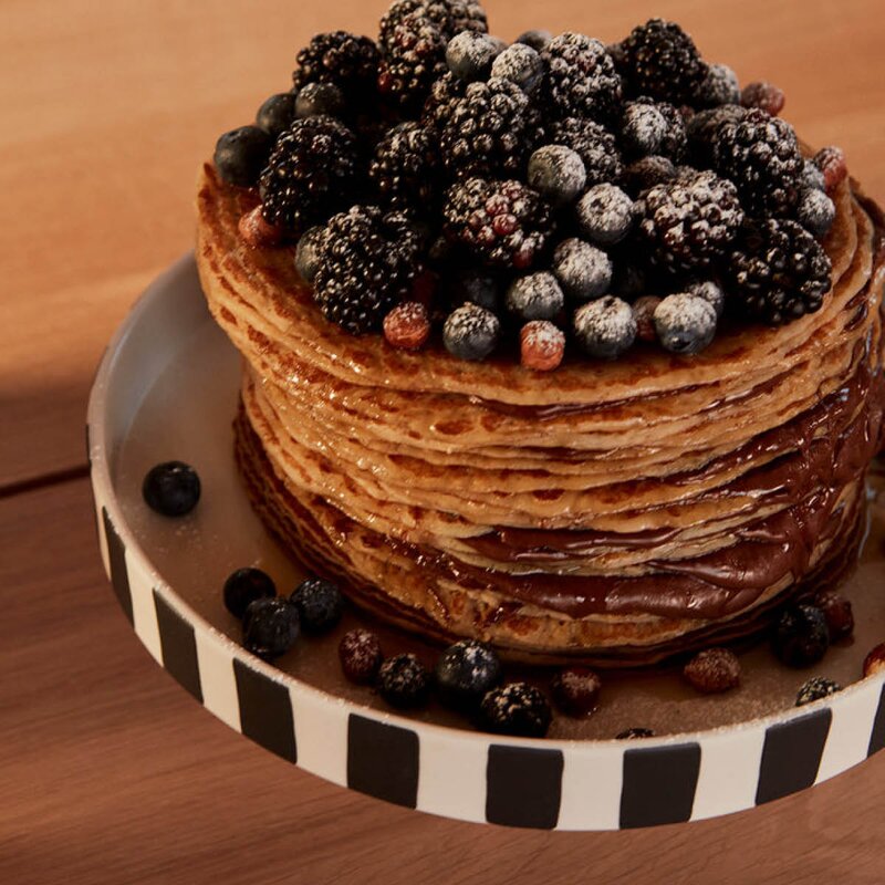 OYOY Toppu brett 27x27 cm hvit/svart