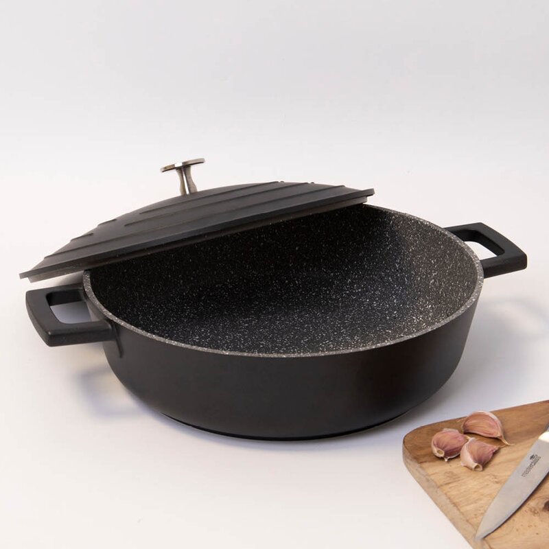 MasterClass Cast Aluminium lav gryte med selvøsende lokk 4L svart