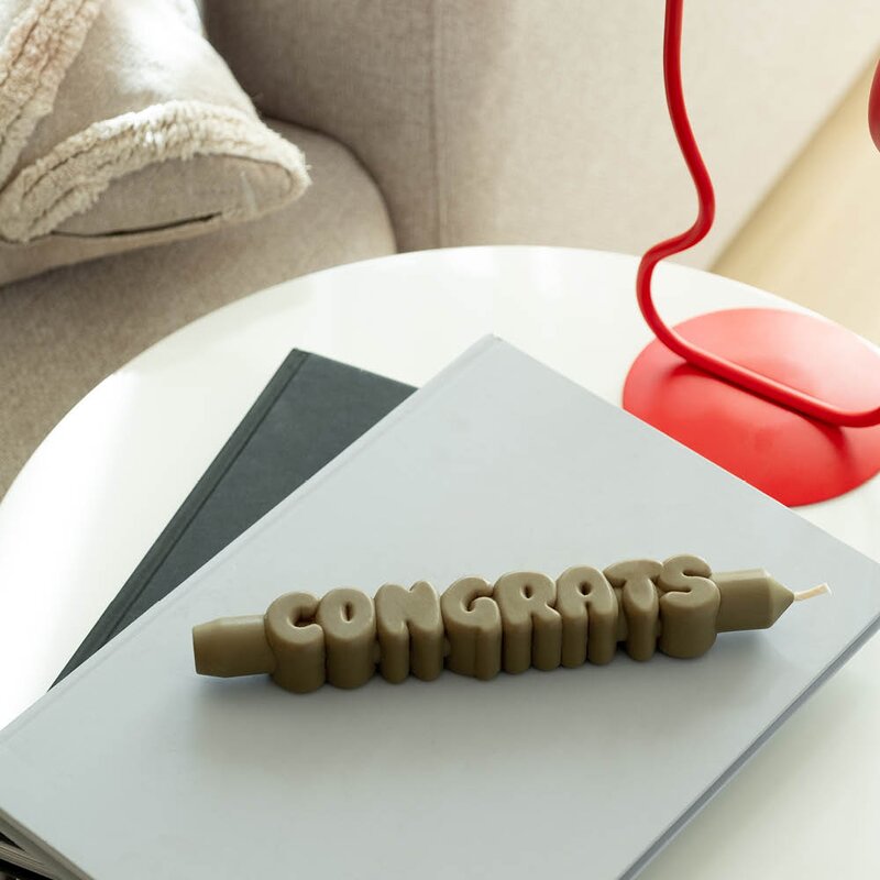 CandleHand 3D kronelys 23 cm 
CONGRATS indigo