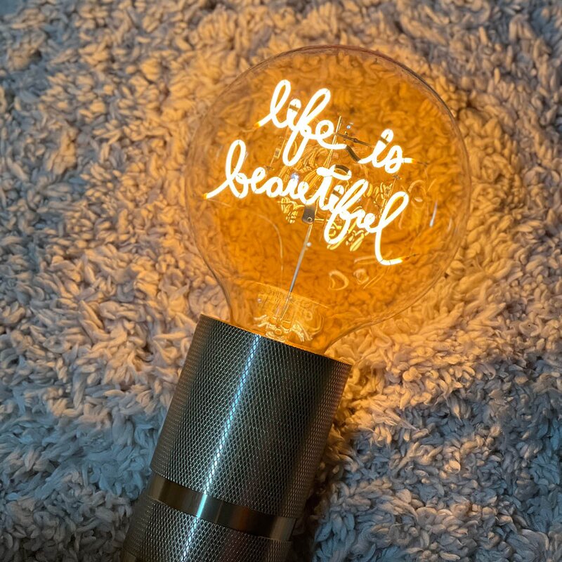 Elements Lighting MITB lyspære LED 17 cm Life Is Beautiful ravfarget