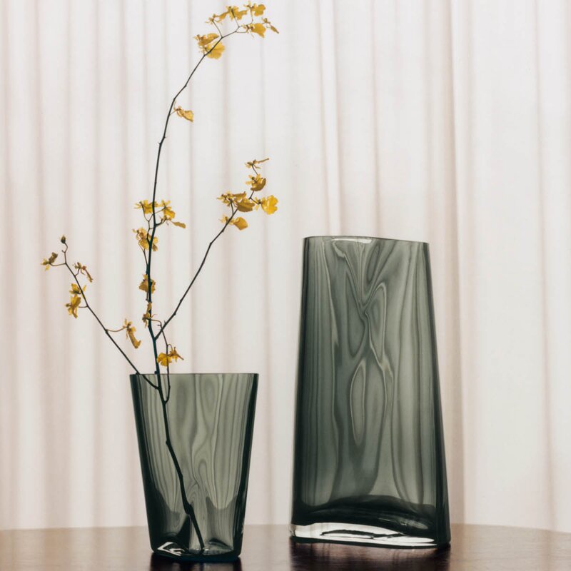 Georg Jensen Lituus vase medium 24 cm røkfarget glass