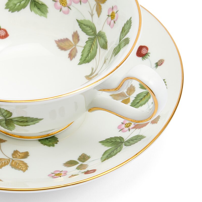 Wedgwood Wild Strawberry tekopp & asjett peony