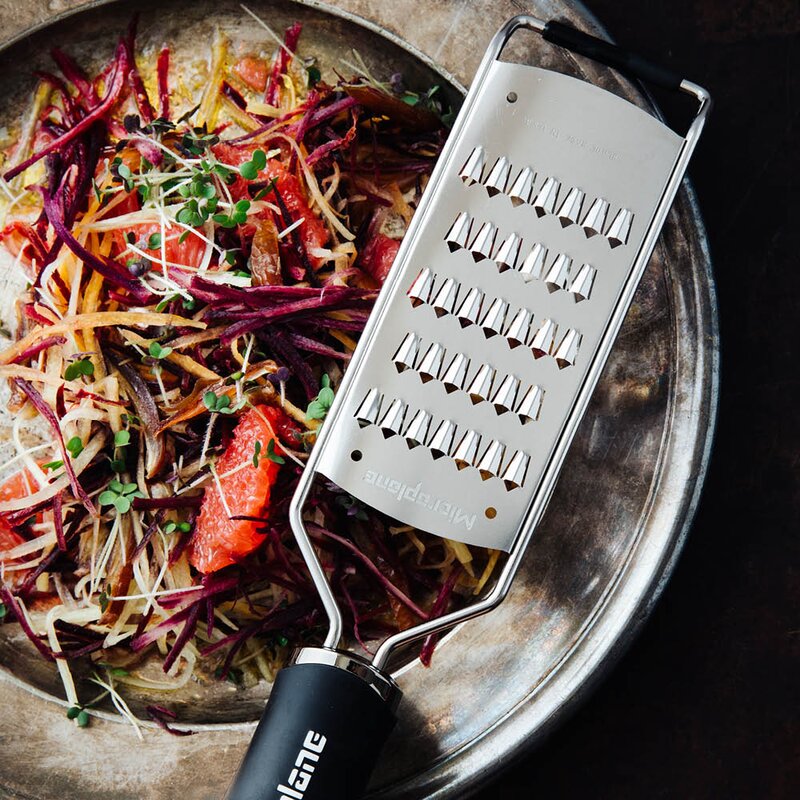 Microplane Gourmet Fine Julienne rivjern svart