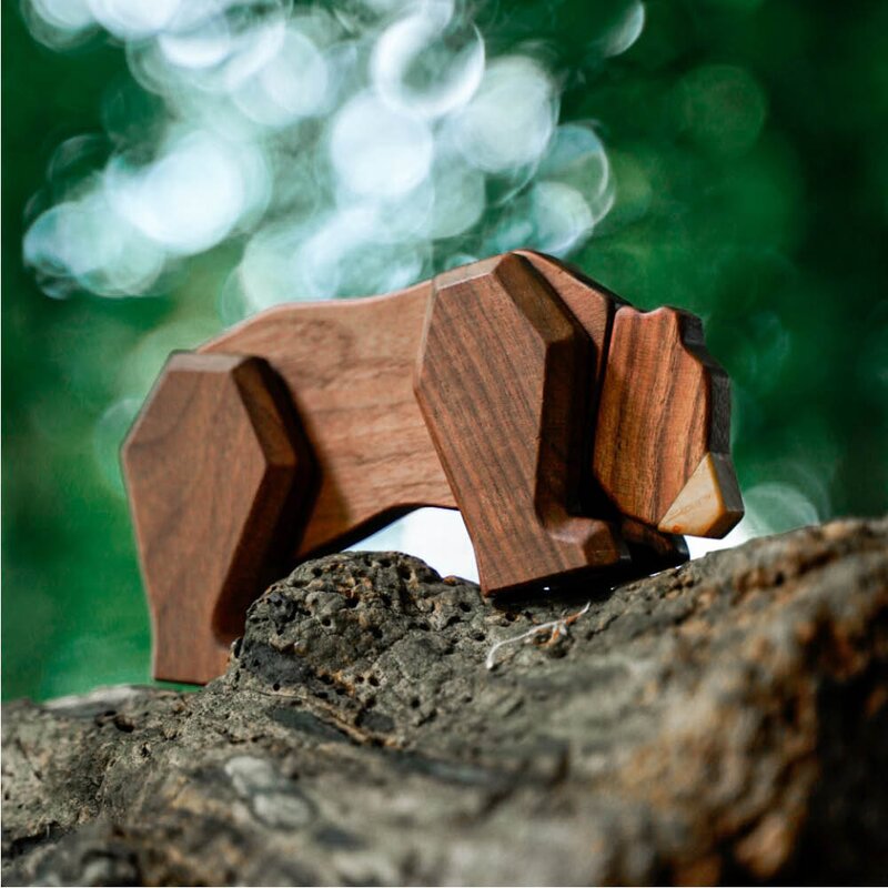 FableWood Bjørn trefigur 12 cm valnøtt/ask