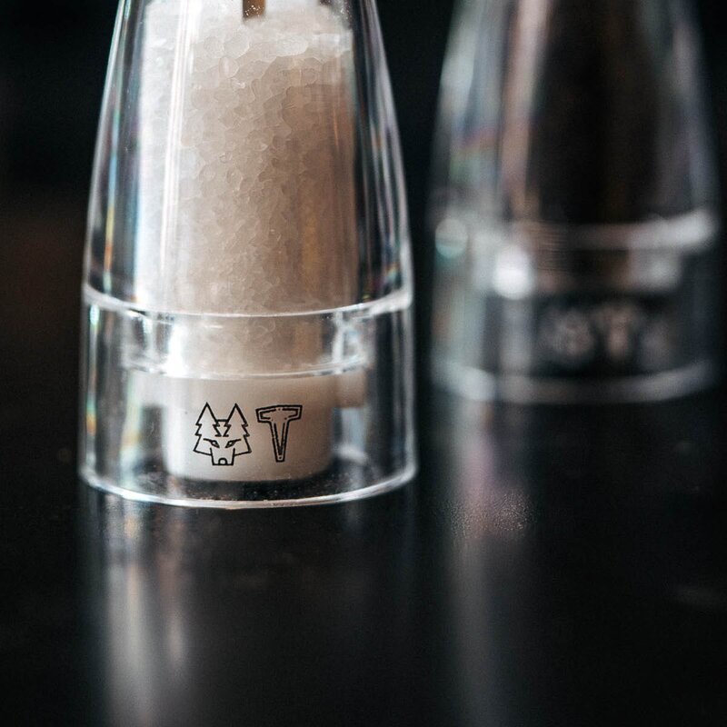 Vargen & Thor Axia salt- og pepperkvern 14,5 cm 2 deler akryl klar