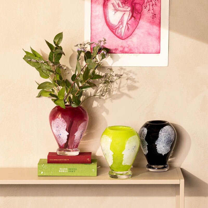 Magnor Vi Møtes vase 18 cm svart