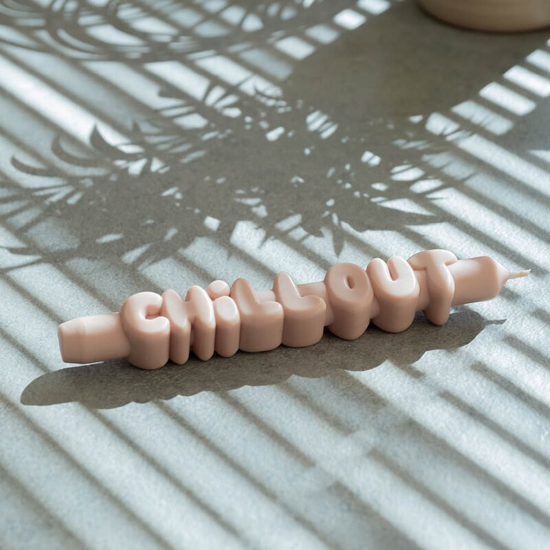 CandleHand 3D kronelys 23 cm CHILL OUT krem