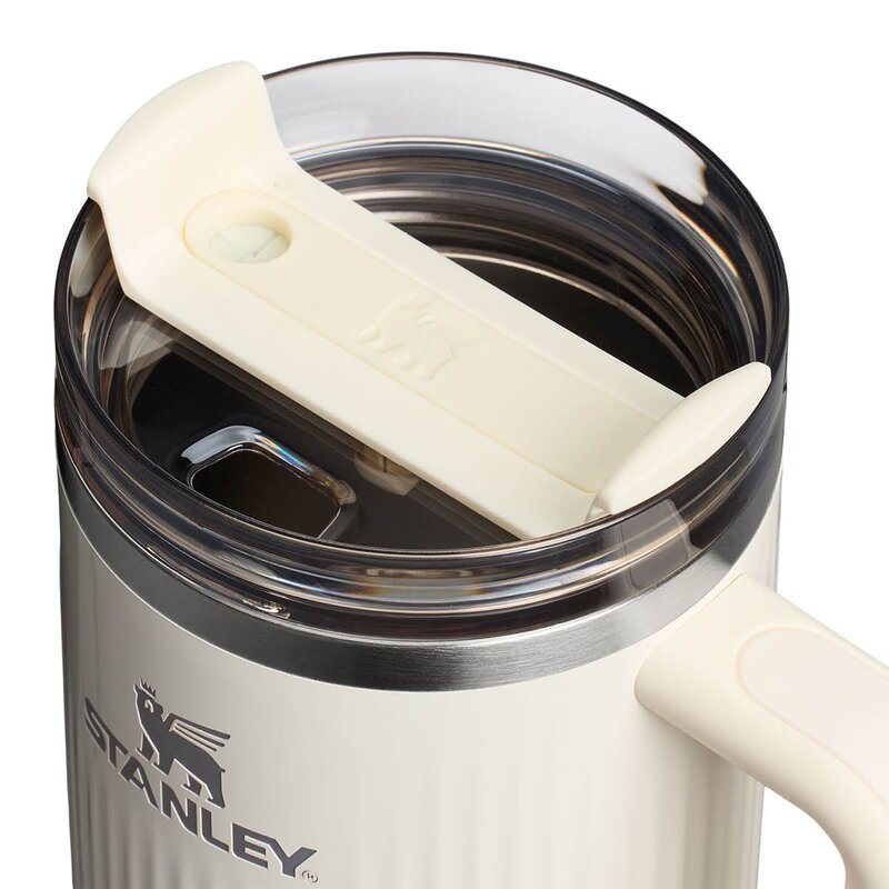 Stanley Quencher H2.0 Fluted tumbler 1,18L Cream Gloss