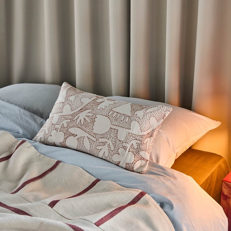 House Doctor Sari putetrekk i bomull 50x30 cm off-white/brun