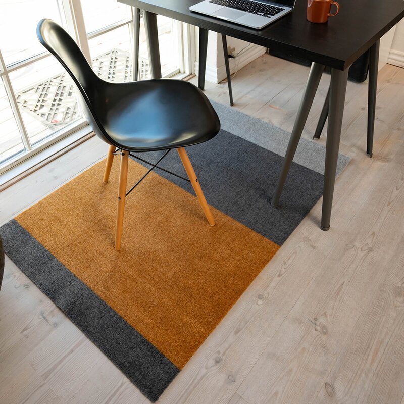 Tica Copenhagen Stripes horisontal gulvmatte 130x90 cm dijon/grey