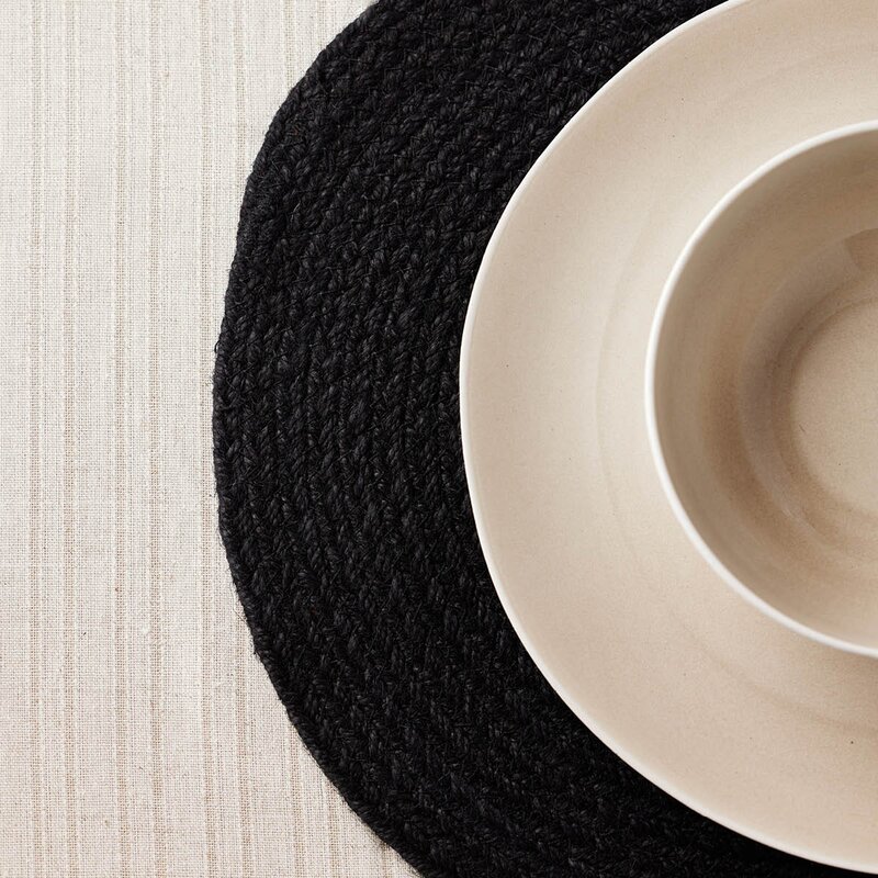 Holmen Jesper dekkebrikke 45x35 cm oval svart