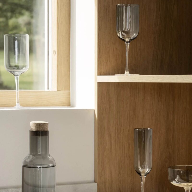 Blomus Fuumi hvitvinsglass 31 cl 4 stk smoke