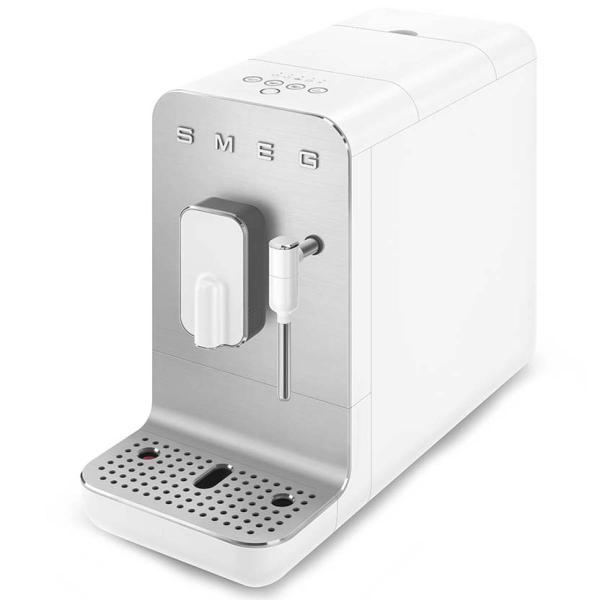 SMEG Kaffemaskin m/steam BCC02 hvit