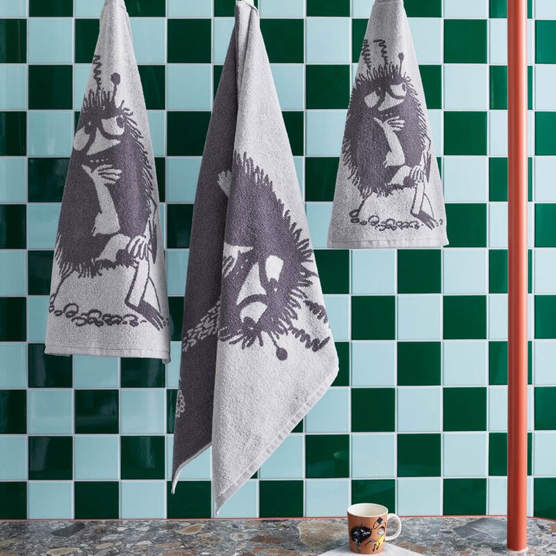 MoominArabia Mummi badehåndkle 70x140 cm Stinky grå