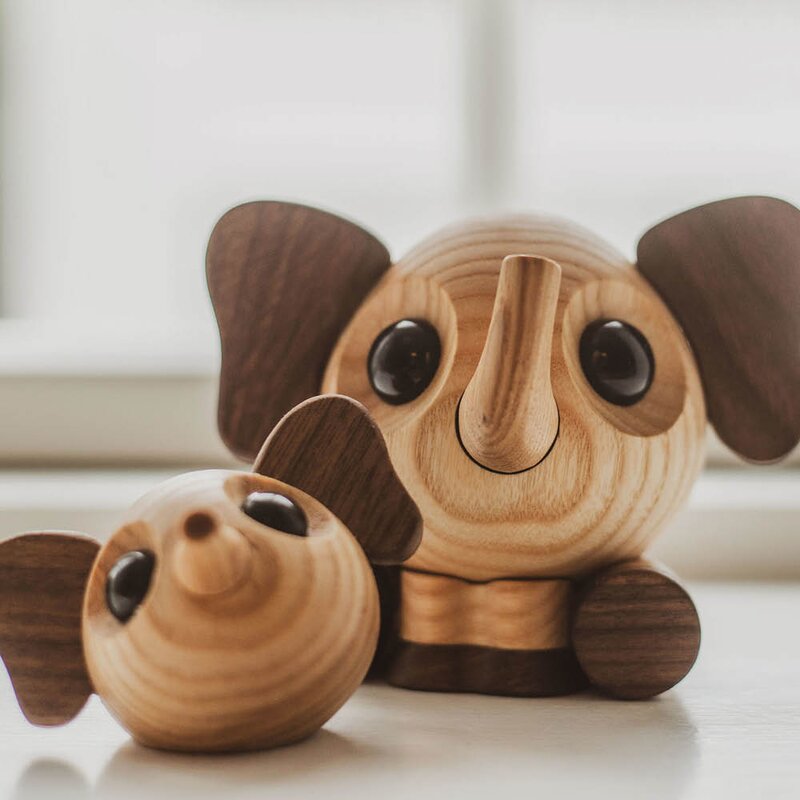 FableWood Louis elefant trefigur 5 cm valnøtt/ask