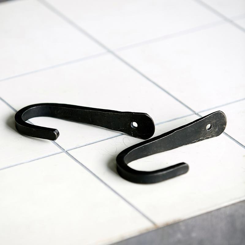 House Doctor Basic knagg 13,5 cm svart
