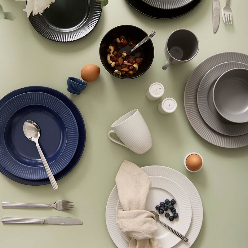 Aida Groovy stentøy middagstallerken 27 cm hvit