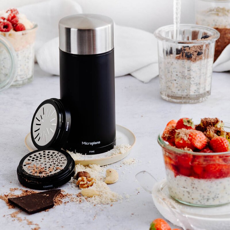 Microplane Universal Mill rivjern med 3 blader svart