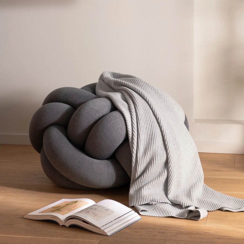 Design House Stockholm Pleeace pledd 140x170 cm lys grå