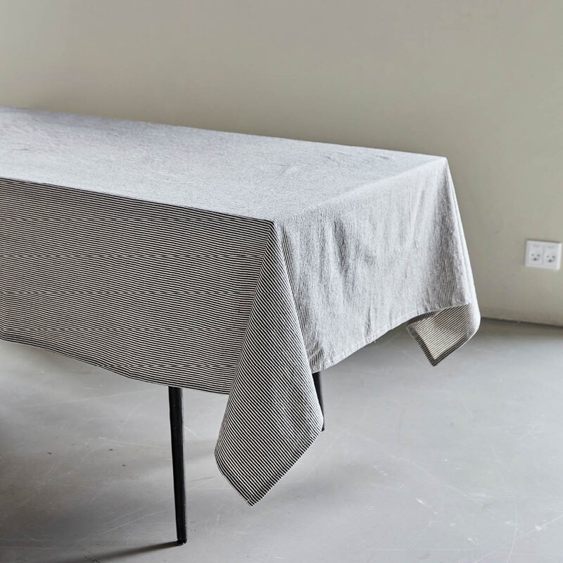 House Doctor Block duk 260x150 cm sand/svart