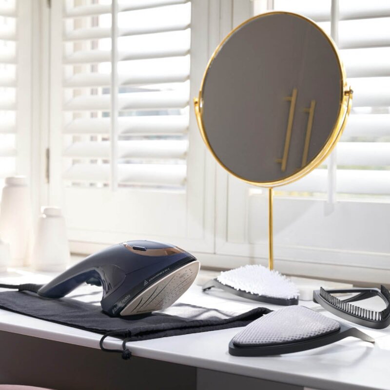 RUSSELL HOBBS 2-i-1 Steamer-strykejern 28370-56 1700W blå